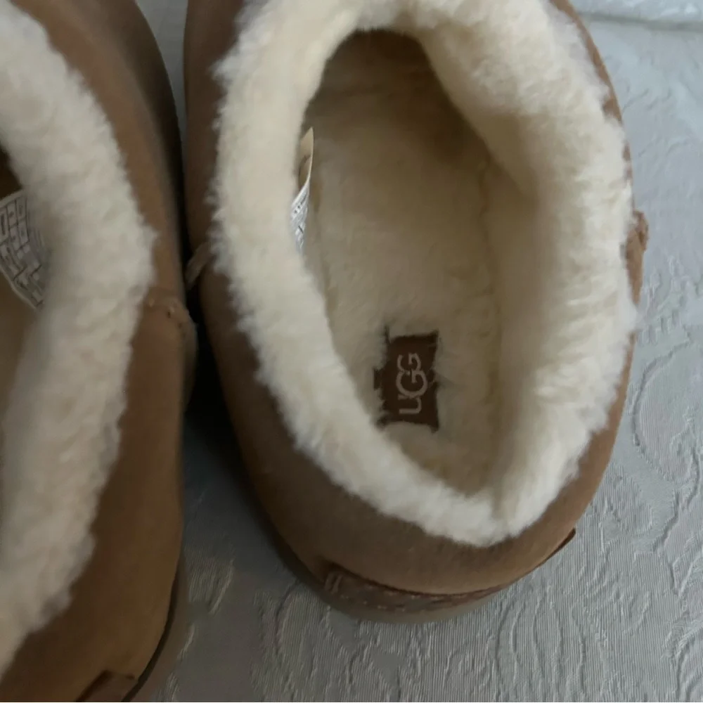 UGG Pumped Slide Camel 1158215 Women's 8 with shearling